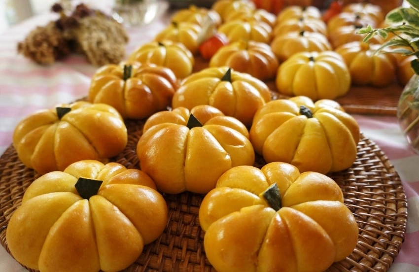 BÁNH BÍ ĐỎ BỘT MÌ VÀNG ÓNG HẤP DẪN, THƠM NGON ĐƠN GIẢN KHÔNG CẦN Ủ